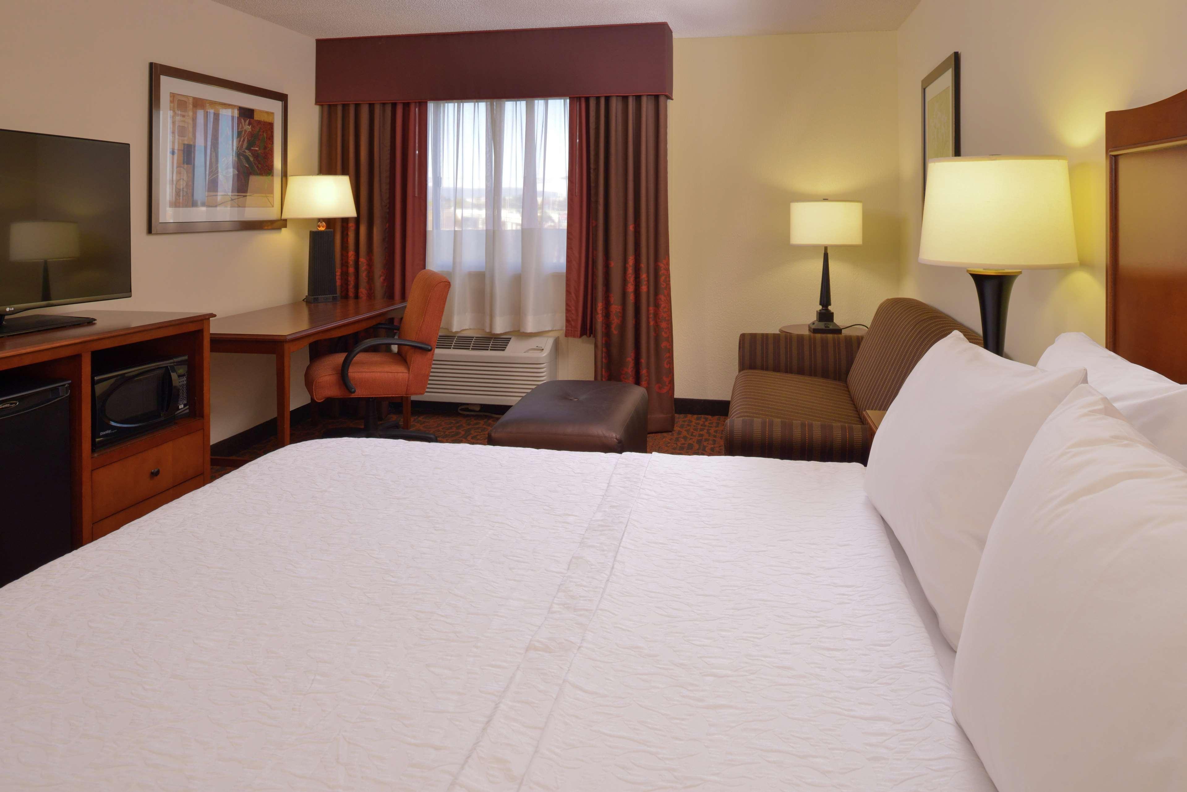 Hampton Inn Frederick Eksteriør bilde