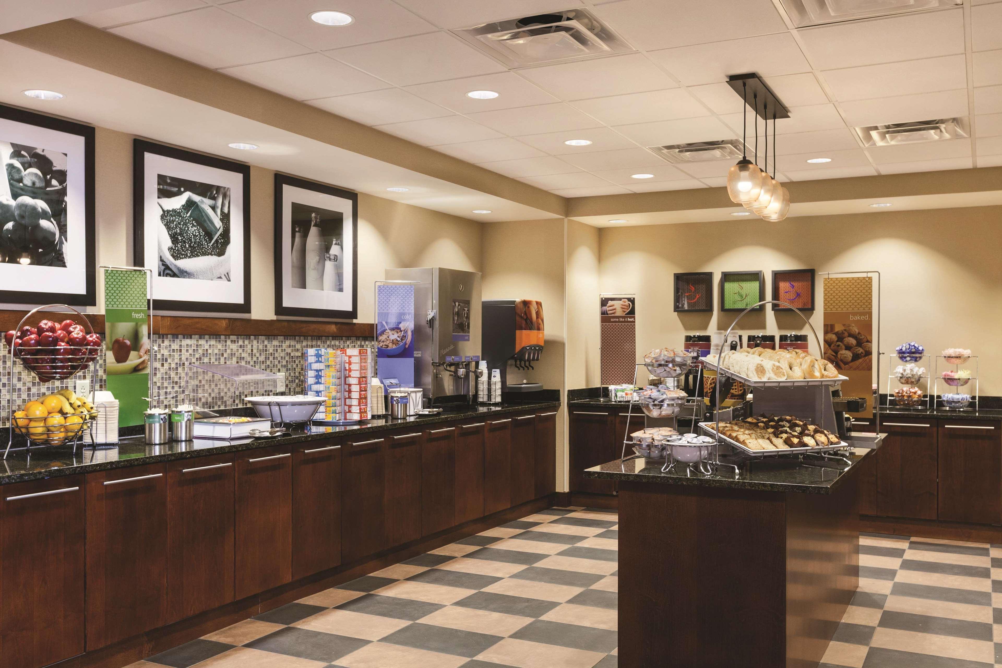 Hampton Inn Frederick Eksteriør bilde